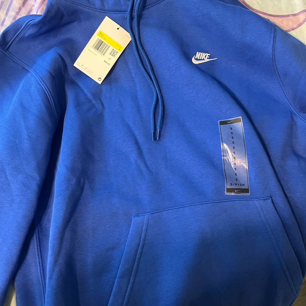 Nike Men's Royal Blue Pullover Hoodie